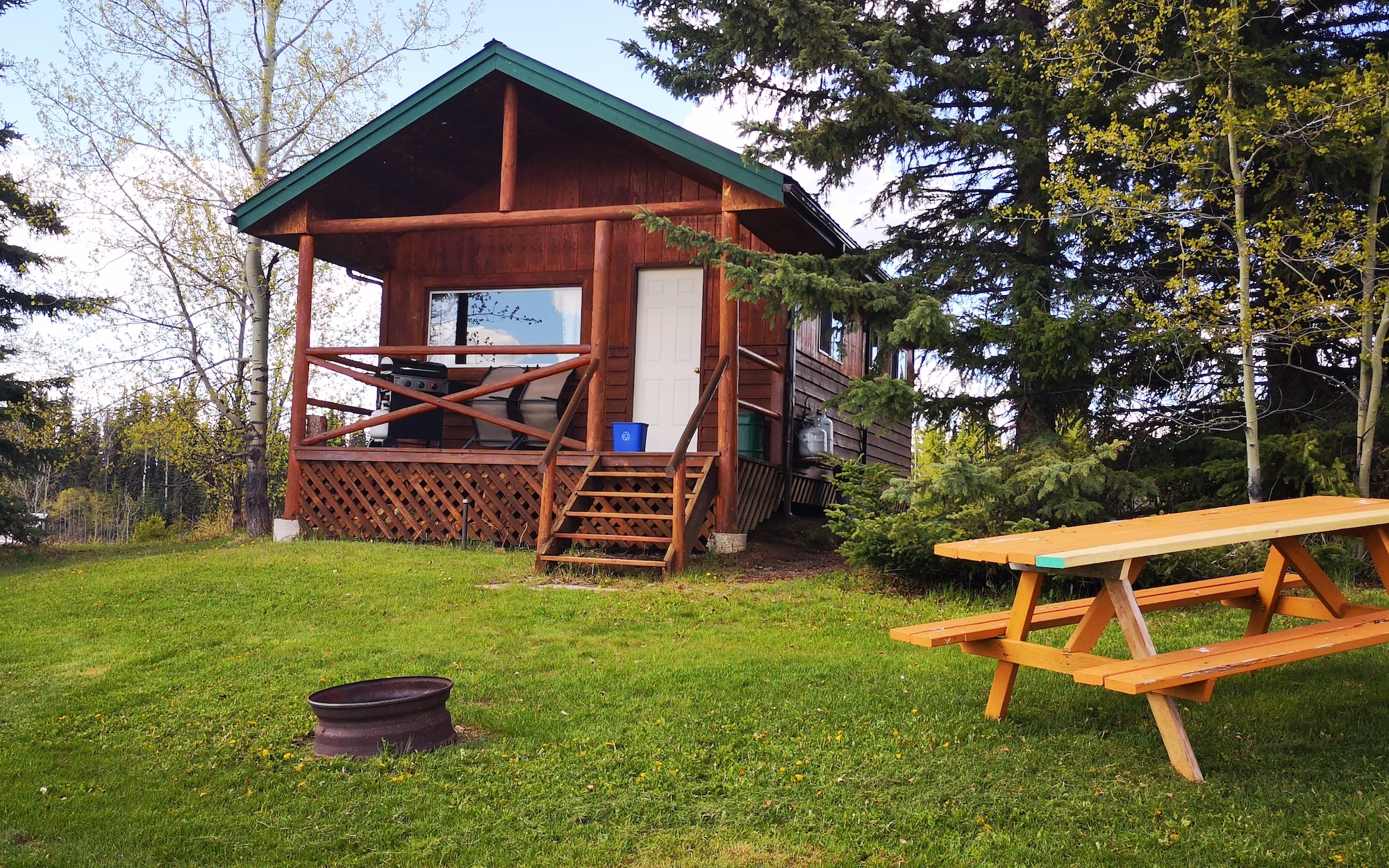 Cabin 2 Exterior