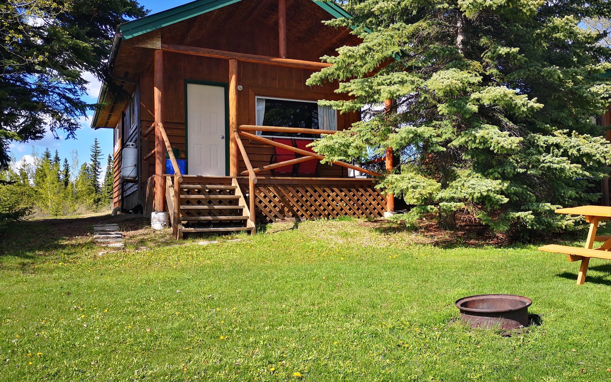Tatuk Lake Cabin 3 - Exterior